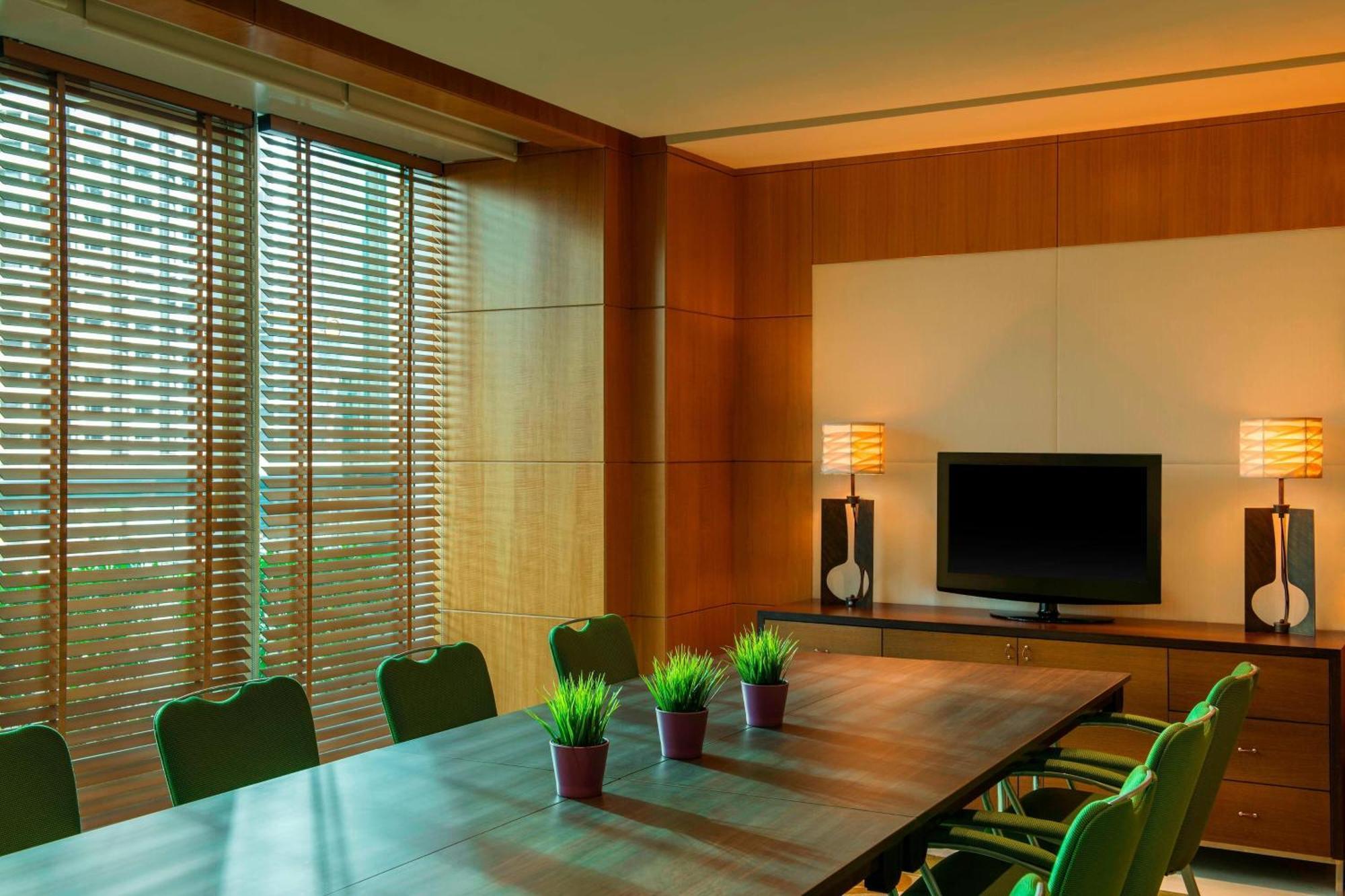 Four Points By Sheraton Sheikh Zayed Road Dubai Esterno foto
