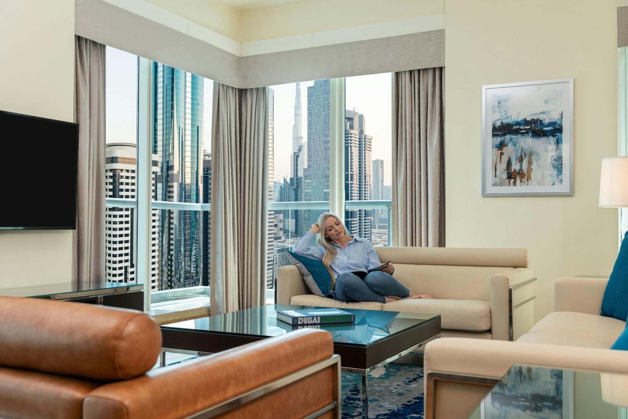 Four Points By Sheraton Sheikh Zayed Road Dubai Esterno foto